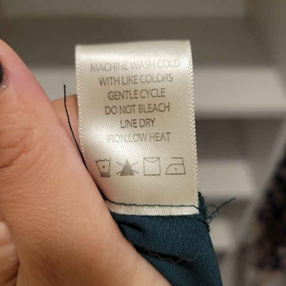 Max Studio Women's Emerald Green Jacquard Shine Dot Maxi Dress Size XS - Picture 8 of 8